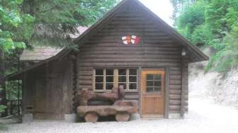 Brätlistelle Wyttenbachhütte Wasen Vorderarni