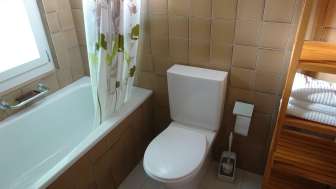 Ferienwohnung Schulhaus Kleinegg Badezimmer