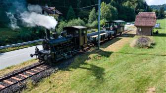 Im Cabriolet Eisenbahnwagen durchs Emmental, Vogelperspektive
