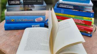 Bibliothek Wasen Bücher