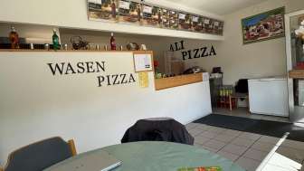 Wasen Pizza Take Away von innen